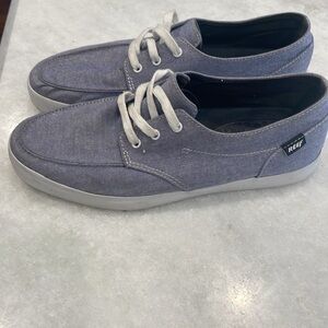 Reef Sneakers Size 9